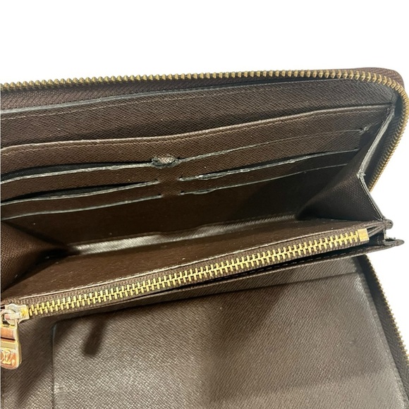 LOUIS VUITTON | Zip Around Organizer | Long Wallet Damier Ebene, Brown | Coated - Picture 7 of 16